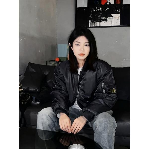 グレー 無骨デザイン ストリート映え 定番 人気 STONE ISLAND ストーンアイランド コピー ブルゾン