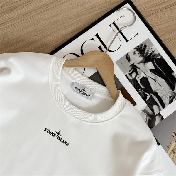 2025秋冬必須アイテム 厚手コットン 存在感アップ パーカー STONE ISLAND ストーンアイランド コピー