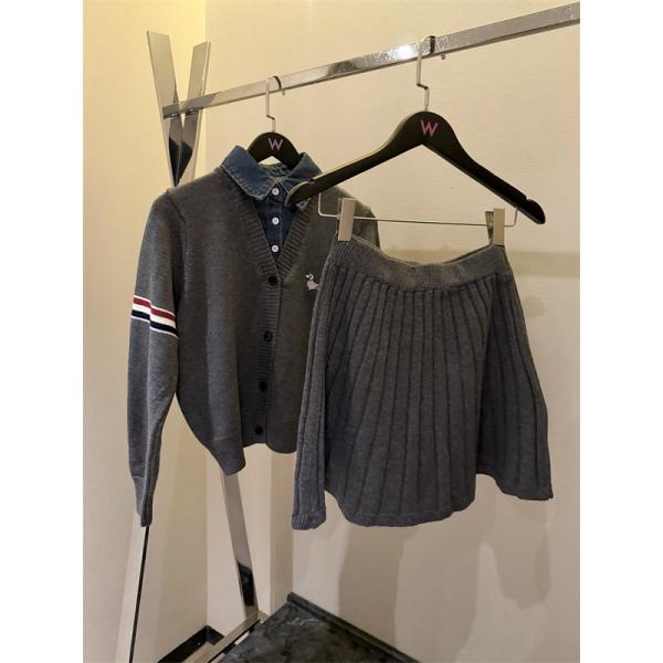 2026新作♥THOM BROWNEトムブラウンセットアップコピー オシャレレディースファッション