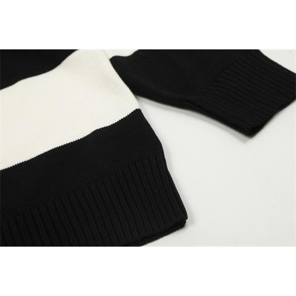  AMI PARIS アミ パリス コピー 2025秋冬 大人カジュアル グレー×ホワイト ニットセーター