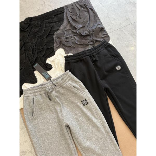 STONE ISLAND ストーンアイランド コピー 2025定番 プレミアム スウェットパンツ 裏起毛 