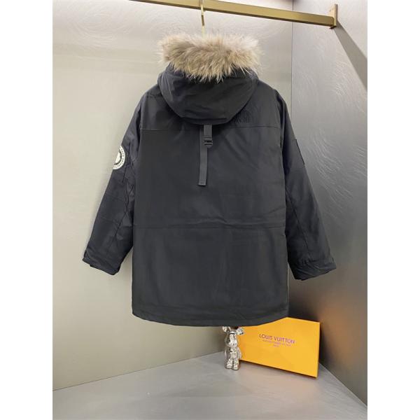 2025秋冬対応 高級感溢れる ダウンコート ファー仕様 THE NORTH FACE ザノースフェイス スーパーコピー