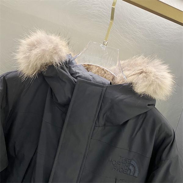 2025秋冬対応 高級感溢れる ダウンコート ファー仕様 THE NORTH FACE ザノースフェイス スーパーコピー