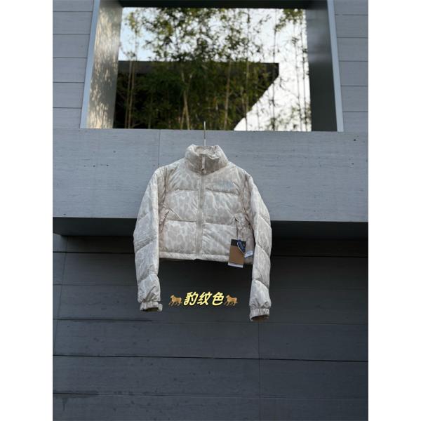  THE NORTH FACE ザノースフェイス コピー 2025秋冬人気 プレミアム ダウンジャケット 軽量保温