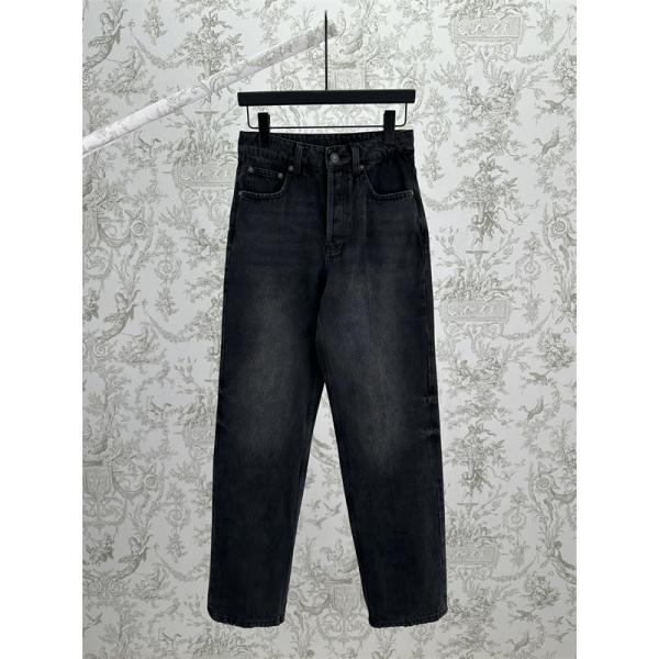 セリーヌ コピー 2025秋冬 CELINE ホワイト デニムパンツ 入手困難 当店イチオシ