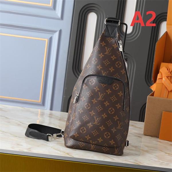 LOUIS VUITTON ルイヴィトン コピー 気モデル 高級感漂う モノグラム ボディバッグ 実用性抜群