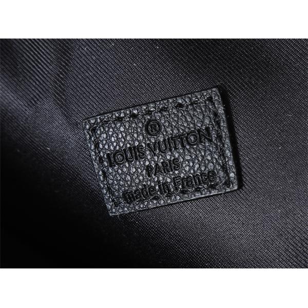 LOUIS VUITTON ルイヴィトン コピー 気モデル 高級感漂う モノグラム ボディバッグ 実用性抜群