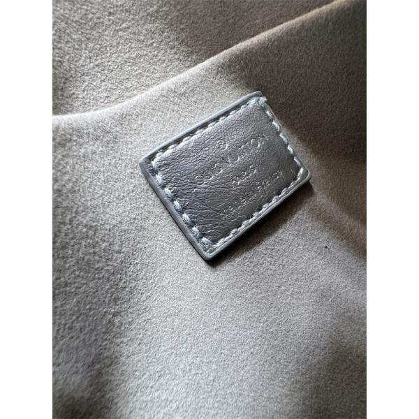 トレンド最前線 モノグラム LOUIS VUITTON ルイヴィトン コピー ミニショルダーバッグ モード系