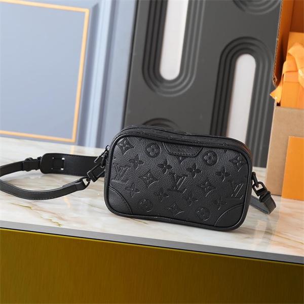  エンボス加工 ショルダーバッグ ブラック 軽量 コンパクト LOUIS VUITTON ルイヴィトン コピー