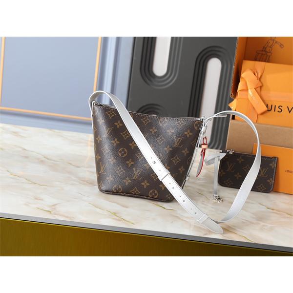 定番 LOUIS VUITTON ルイヴィトン コピー ショルダーバッグ ポーチ付き 軽量 便利