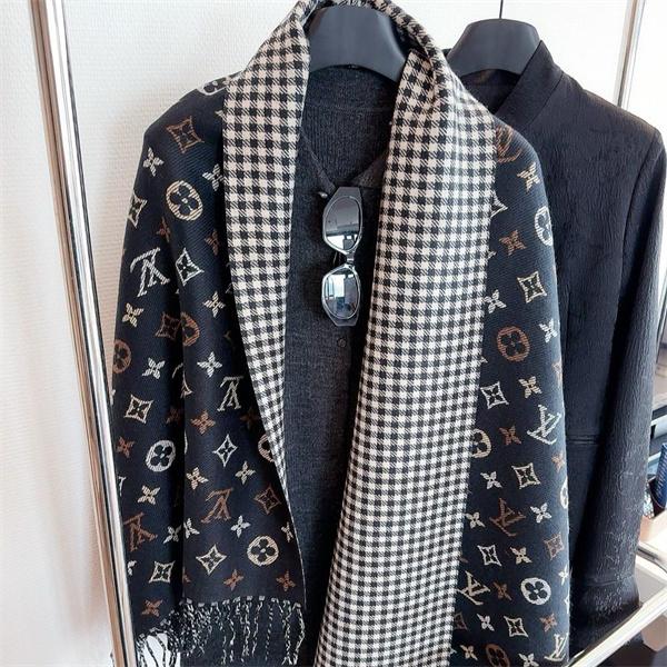 LOUIS VUITTON ルイヴィトン コピー 上品デザイン リバーシブル風 マフラー 大人スタイル