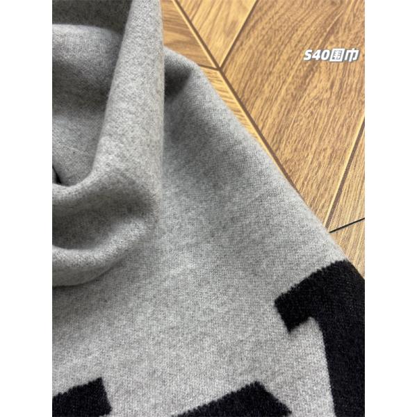 シンプルロゴ LOUIS VUITTON ルイヴィトン コピー マフラー ブラック グレー配色  定番アイテム