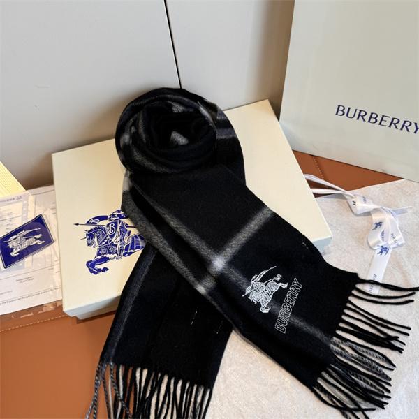上品チェック柄 BURBERRY バーバリー コピー マフラー ブラック 冬コーデ定番
