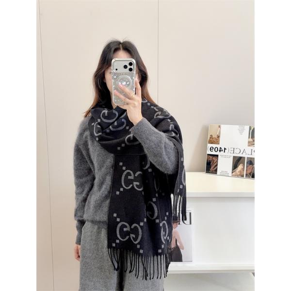 GUCCI グッチ コピー シック 大判ストール ブラック グレー配色 防寒