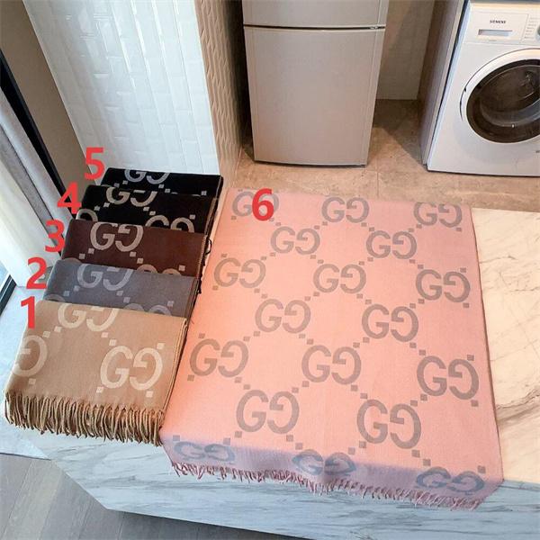 人気総柄 GUCCI グッチ コピー ストール ブラック系 大人モード ユニセックス