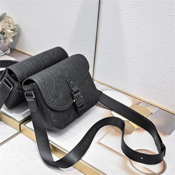 DIOR ディオール コピー 人気デザイン エンボス加工 ショルダーバッグ  大人スタイル