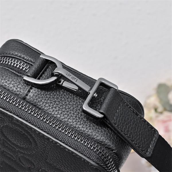 DIOR ディオール コピー コンパクト設計 ミニショルダーバッグ エンボス 軽量