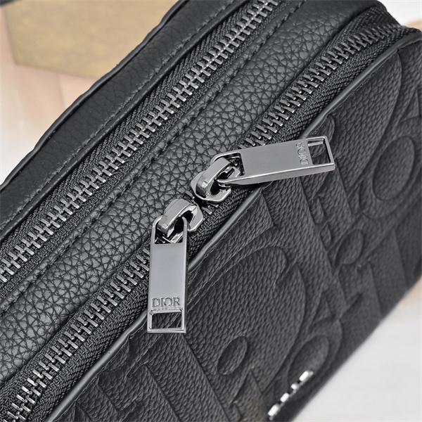 DIOR ディオール コピー コンパクト設計 ミニショルダーバッグ エンボス 軽量