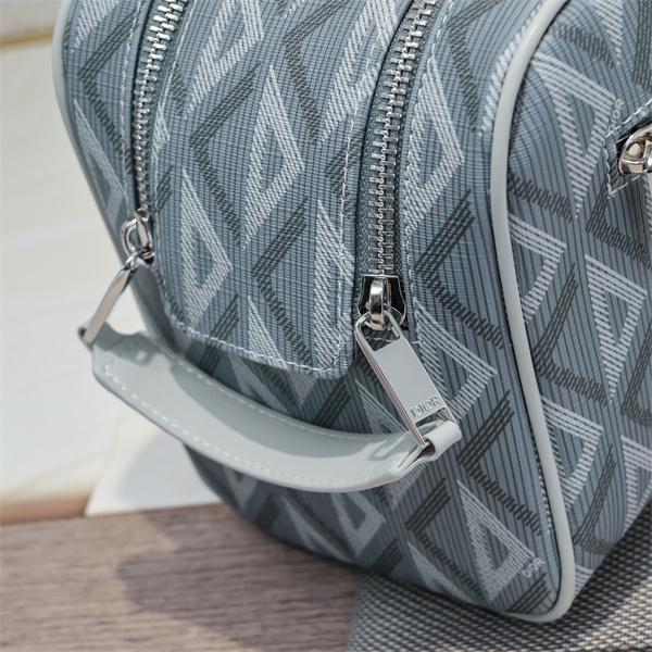 スタイリッシュ DIOR ディオール コピー ボックスポーチ 幾何 軽量 コンパクト