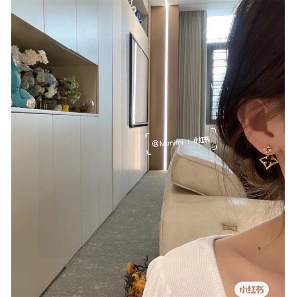 ❤2026新作❤ルイヴィトンピアスコピー秋冬LOUIS VUITTONアクセサリーハイブランド人気プレゼント最適