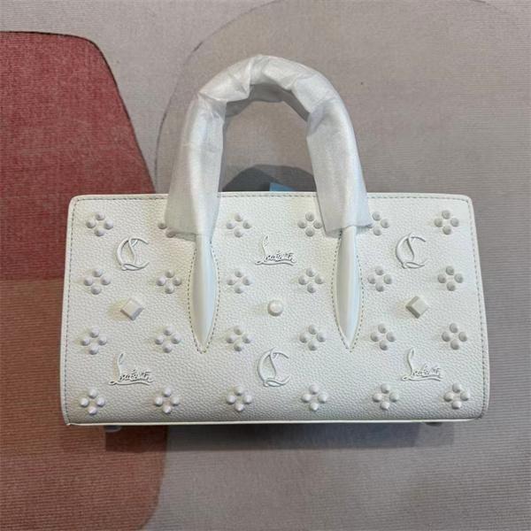 クリスチャンルブタン Christian Louboutin 激安 ホワイト スタッズ ハンドバッグ トート型 レザー チェーン付き