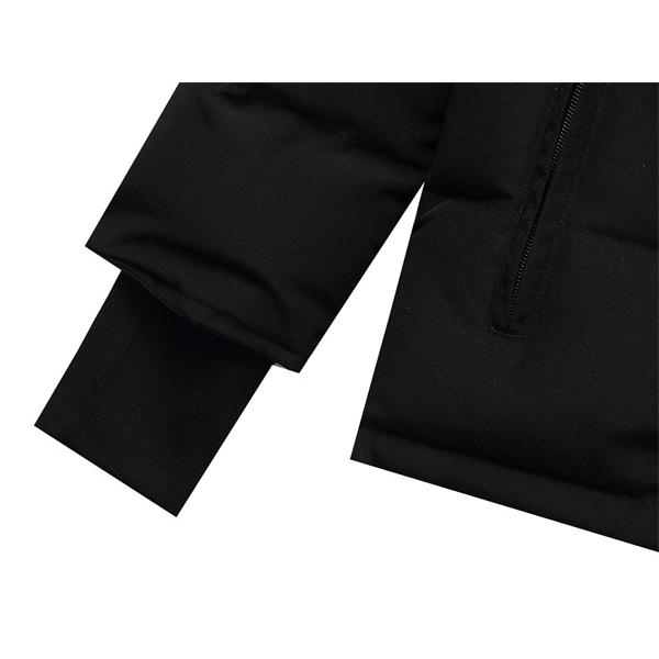 新作 Canada Goose カナダグース コピー ダウンジャケット ブラック 即完売 人気モデル