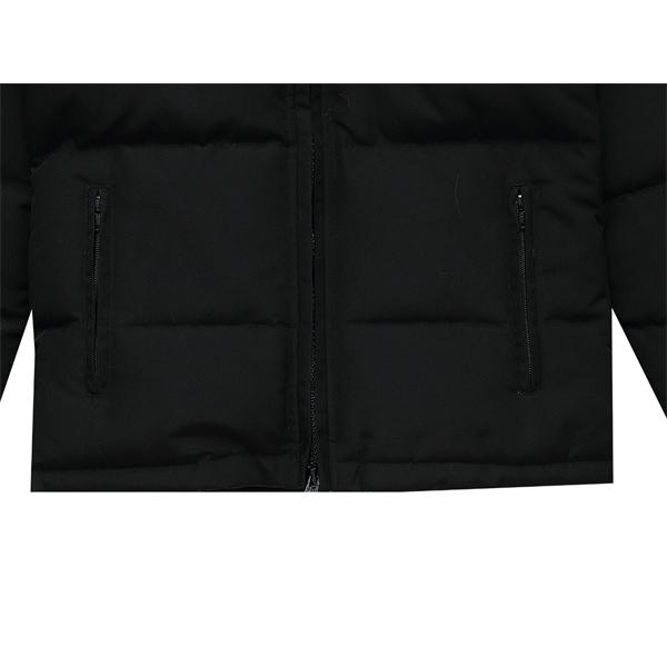 新作 Canada Goose カナダグース コピー ダウンジャケット ブラック 即完売 人気モデル