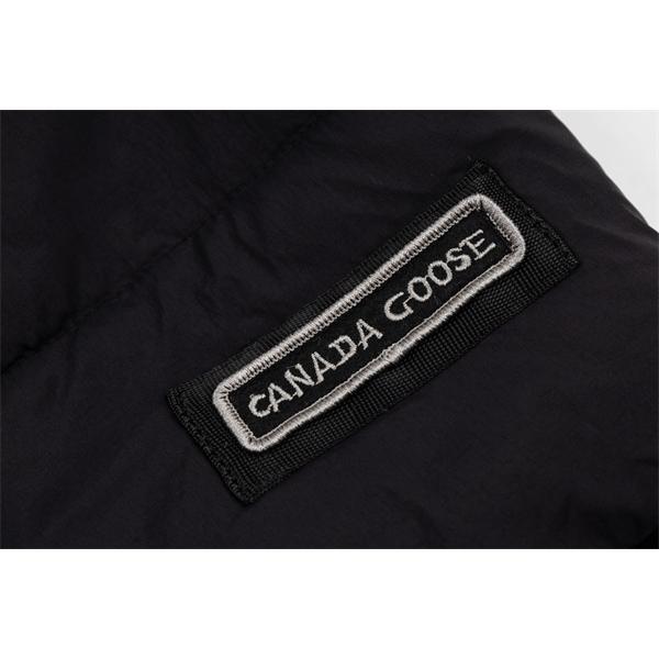 2026年新作 Canada Goose カナダグース 偽物 ダウンジャケット ブラック 定番 人気 即完売