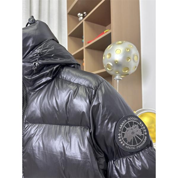Canada Goose カナダグース コピー ダウンジャケット ホワイト 人気カラー 即完売モデル 高保温