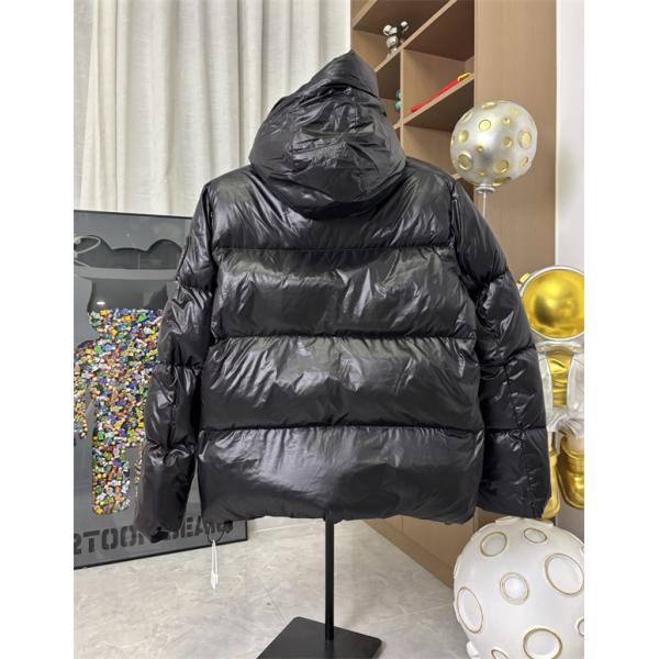 Canada Goose カナダグース コピー ダウンジャケット ホワイト 人気カラー 即完売モデル 高保温