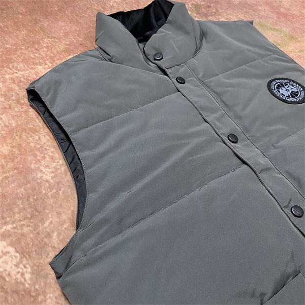 冬新登場 Canada Goose カナダグース 偽物 ダウンジャケット ネイビー 本格派 伝統 
