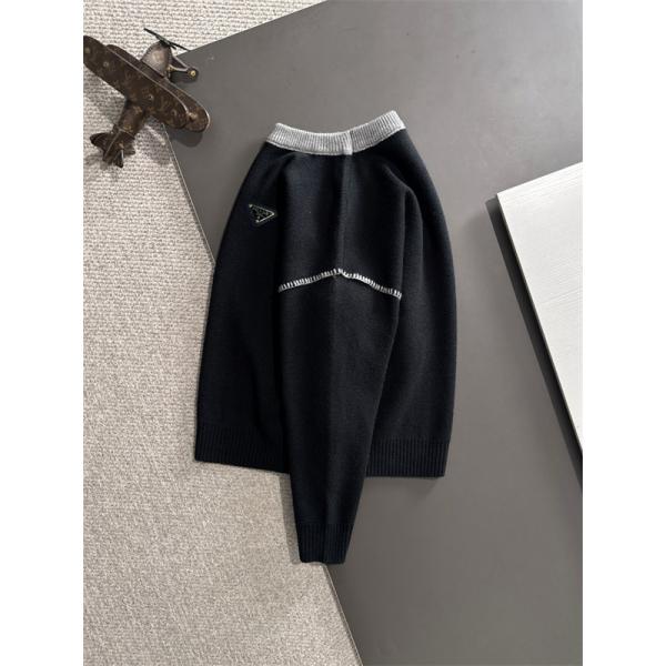 ダウンベスト グレー 限定 快適 着心地抜群 PRADA プラダ スーパーコピー