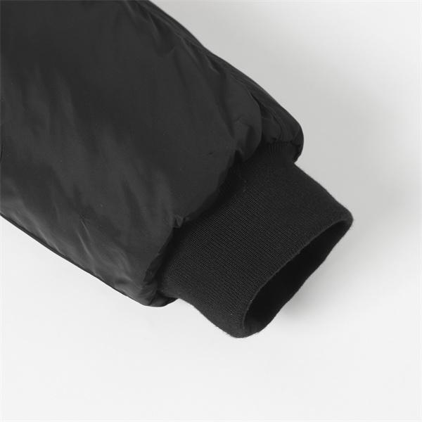 冬モデル ダウンジャケット ブラック 希少 トレンド PRADA プラダ コピー