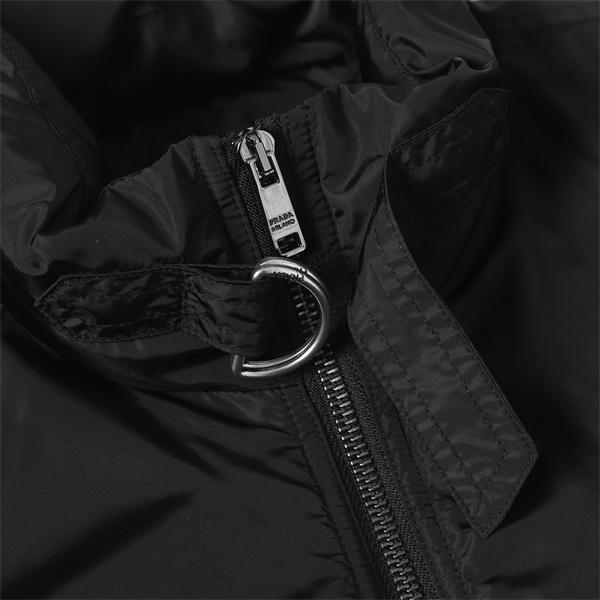 冬モデル ダウンジャケット ブラック 希少 トレンド PRADA プラダ コピー