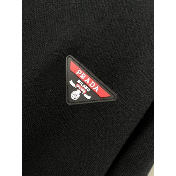 PRADA プラダ コピー 2026新作 ハイネックニット ブラック 話題 プレミアム