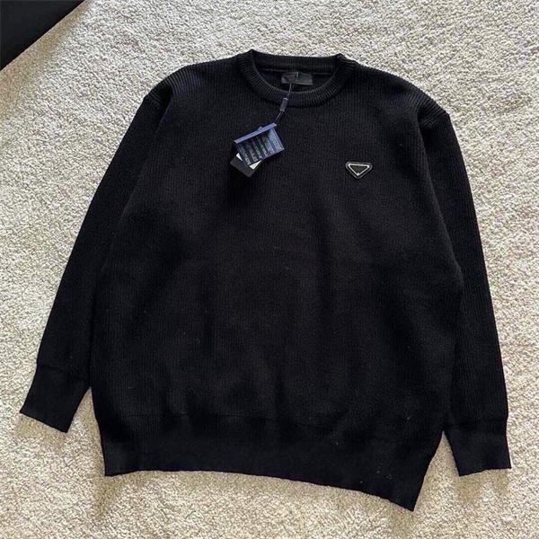 冬モデル ニット ブラック おすすめ 着心地抜群 トレンド PRADA プラダ コピー