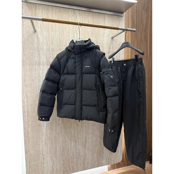 フード付きダウンジャケット ホワイト 新作 高級 快適 PRADA プラダ コピー