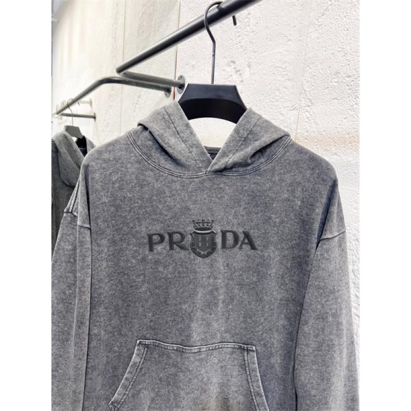 新登場 パーカー グレー 売れ筋 着心地抜群 カジュアル PRADA プラダ 偽物