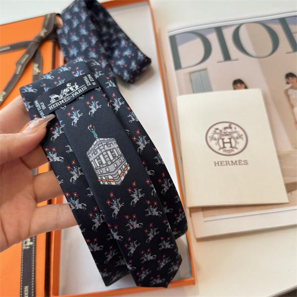 エルメスHermes激安メンズ手工縫製シルクネクタイ斜纹真丝动物柄遊び心デザインフランス製幅7cm