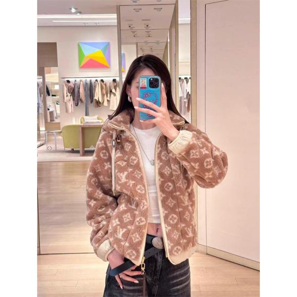 2026新作☆ルイヴィトンジャケットコピーLouis Vuitton秋冬トレンドモノグラム上質なアイテム