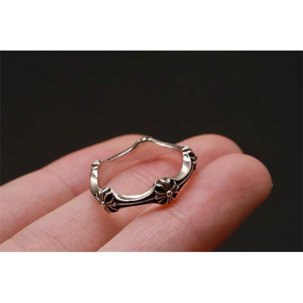 CHROME HEARTS クロムハーツ コピー 数量限定 売れ筋 無骨 リング 本格派 注目の新作