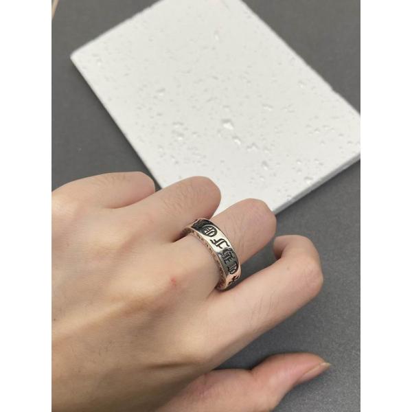 落ち着いた風合い 人気 デザインリング お洒落 CHROME HEARTS クロムハーツ 偽物