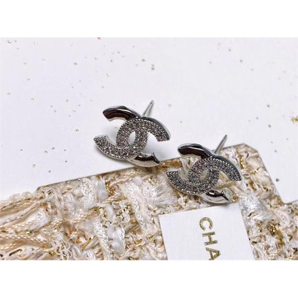 2色☆シャネルピアスコピー2026トレンド最新アクセサリー人気