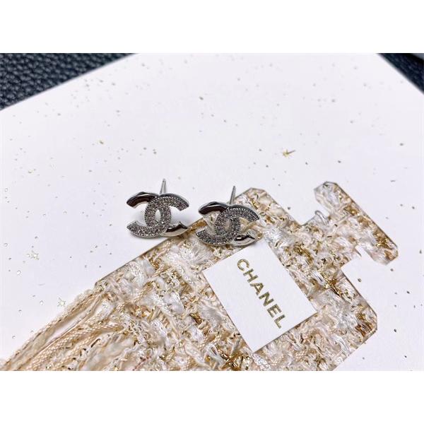 2色☆シャネルピアスコピー2026トレンド最新アクセサリー人気