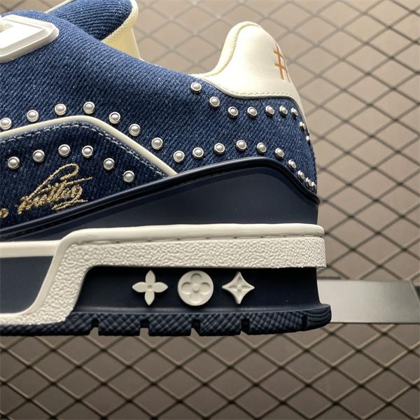 Trainer Sneaker カジュアルシュッズ上品な輝きを放つ形2025-26秋冬 ルイ ヴィトンスニーカーコピー 激安(日本最大級)