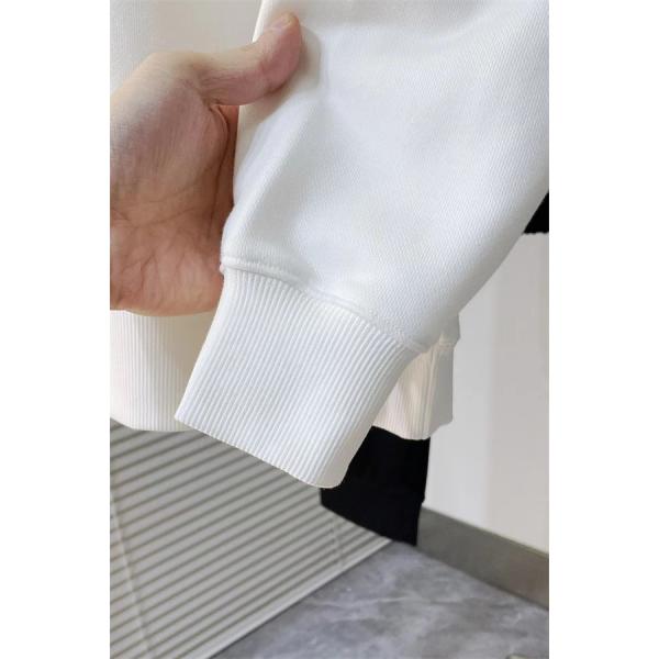 アルマーニ トレーナーコピーブラック通勤通学お勧めアイテム