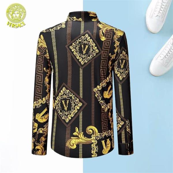 新着アイテム最安値販売 2025トレンド主役級 ヴェルサーチシャツ VERSACE__ブランド コピー 激安(日本最大級)