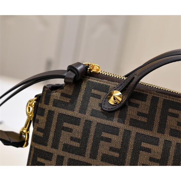 SALENo1完売人気   フェンディハンドバッグコピー2025-26最新 FENDI激安(日本最大級)