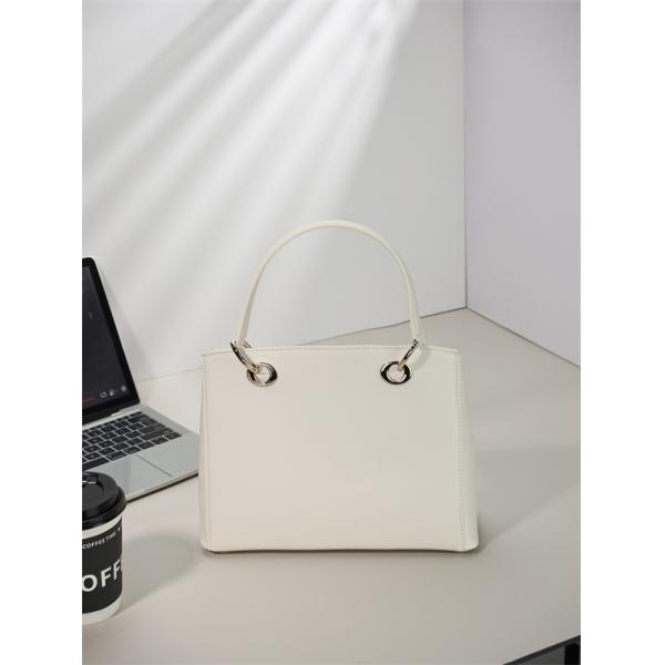 ディオールハンドバッグコピー♥ DIOR 斜め掛けバッグ 2025-26年秋冬最新のトレンド 激安(日本最大級)