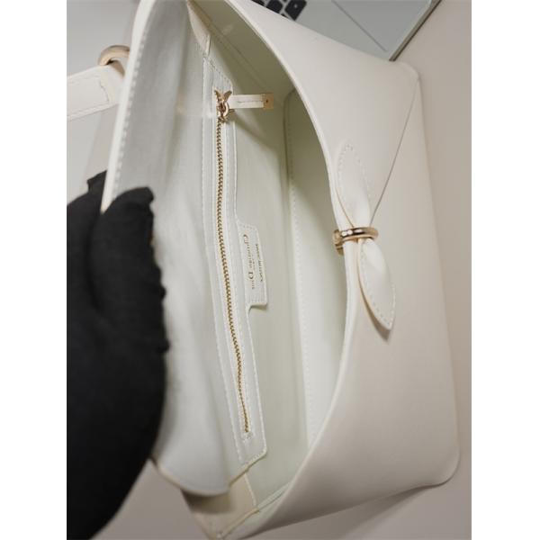 ディオールハンドバッグコピー♥ DIOR 斜め掛けバッグ 2025-26年秋冬最新のトレンド 激安(日本最大級)